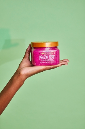 Tree Hut Shea Sugar Scrub Dragon Fruit cukrový telový peeling