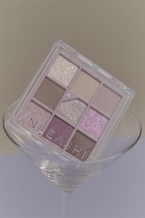 Unleashia Glitterpedia Eye Palette paletka očních stínů