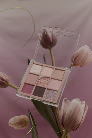 Unleashia Glitterpedia Eye Palette akių šešėlių paletė