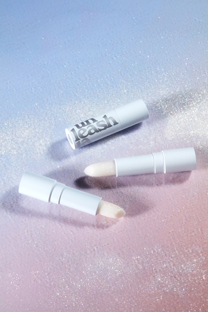Unleashia Glacier Vegan Lip Balm feuchtigkeitsspendendes Lippenbalsam mit Glitzerteilchen