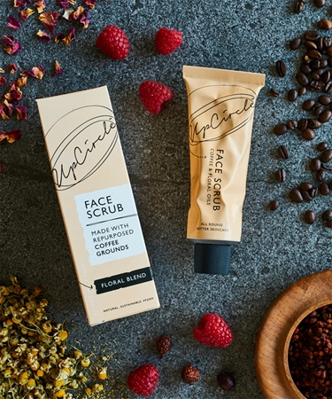 UpCircle Coffee Face Scrub Floral Blend Face Scrub with extracts of coffee