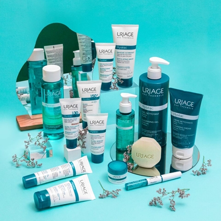 Uriage Hyséac Hydra Restructuring Skincare creme hidratante e regenerador para pele desidratada e irritada por tratamento antiacneico