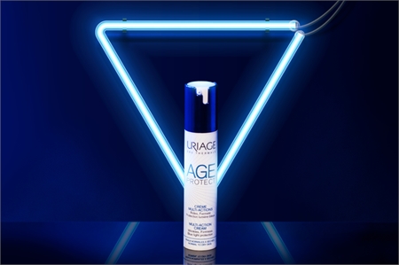 Uriage Age Lift Multi-Action Cream cremă multi-activă pentru reîntinerire pentru ten normal spre uscat