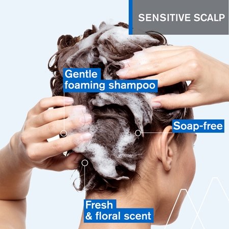 Uriage DS HAIR Soft Balancing Shampoo sampon pentru curatare pentru piele sensibila