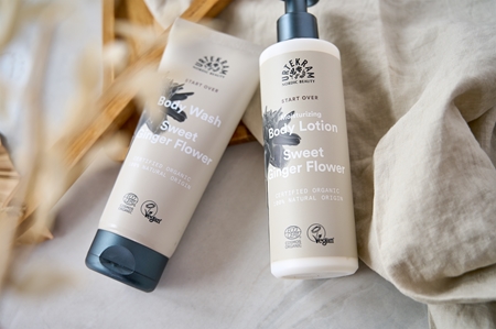 Urtekram Sweet Ginger Flower sanfte Bodymilch mit Auszügen aus Aloe und Ingwer