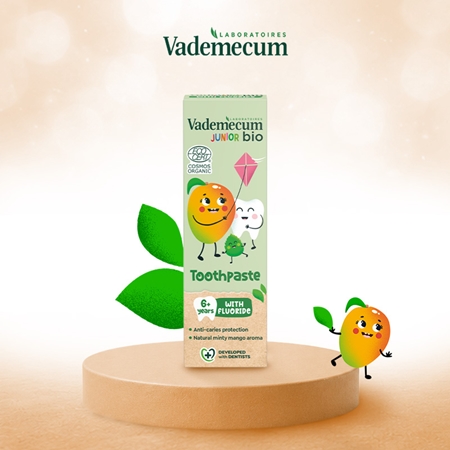 Vademecum BIO Junior toothpaste for children with fluoride