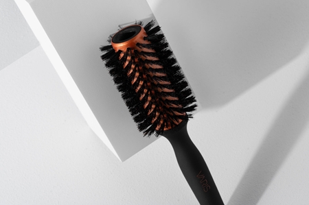 VARIS Boar Brush okrogla krtača s ščetinami divjega prašiča