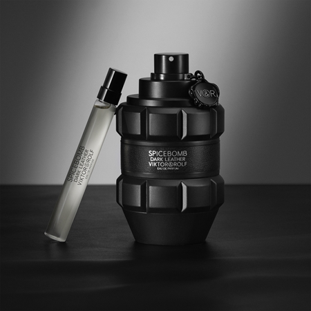 Viktor & Rolf Spicebomb Dark Leather ajándékszett uraknak