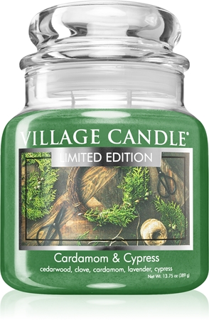 Village Candle Cardamom & Cypress lumânare parfumată (Glass Lid)