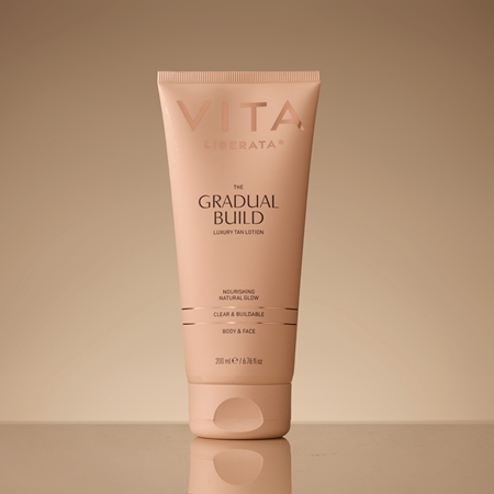 Vita Liberata Fabulous Gradual Tanning Lotion Gradual Self-Tanning Lotion for the body