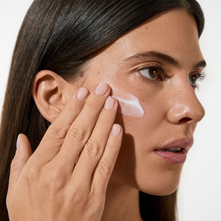 Vita Liberata The H.A+ Deep Moisture Face Tan crème auto-bronzante visage à l'acide hyaluronique