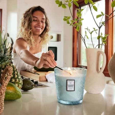 VOLUSPA Japonica California Summers vonná svíčka