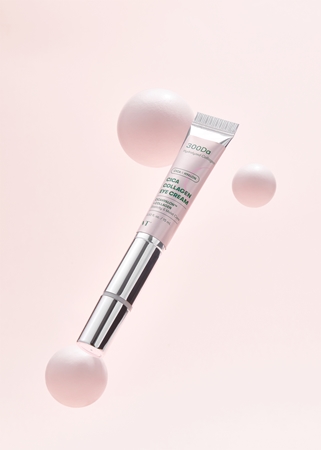 VT Cosmetics Cica Collagen Eye Cream Lift and Firm Eye Care with moisturising effect