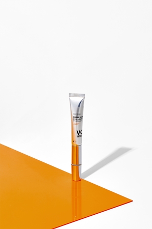 VT Cosmetics Reedle Shot Vita-Light Eyecream detoxifying and brightening cream for the eye area with vitamin C