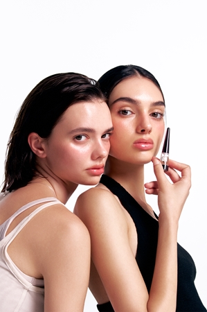 VT Cosmetics Reedle Shot Lip Plumper Expert Lip Oil for maximum volume