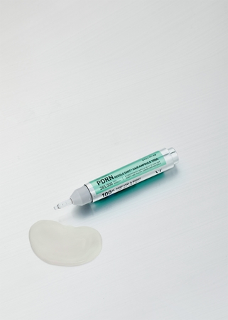 VT Cosmetics PDRN Reedle Shot Hair Ampoule 100 Serum for the Scalp for hair growth and strengthening from the roots