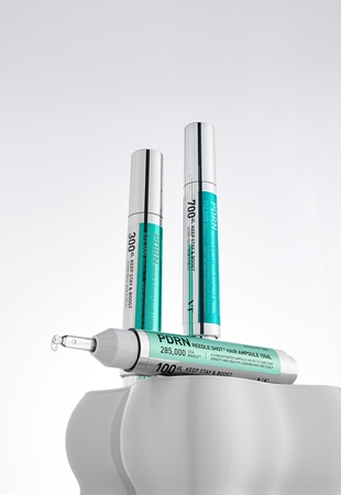 VT Cosmetics PDRN Reedle Shot Hair Ampoule 700 Serum for the Scalp for hair growth and strengthening from the roots
