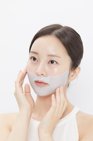 VT Cosmetics Vitamin C Astaxanthin Mask aufhellende, feuchtigkeitsspendende Maske zum vereinheitlichen der Hauttöne