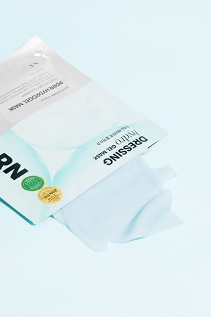 VT Cosmetics Vitamin C Astaxanthin Mask aufhellende, feuchtigkeitsspendende Maske zum vereinheitlichen der Hauttöne