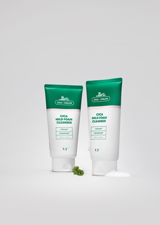 VT Cosmetics Cica Mild Foam Cleanser Gentle Cleansing Foam with soothing effect