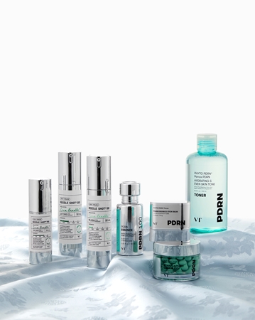 700 PDRN REEDLE SHOT 4本セット VT Cosmetics Reedle Shot 700 skin renewal booster with