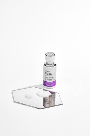 VT Cosmetics Reedle Shot Lifting Serum Intensive Lifting Serum with moisturising effect