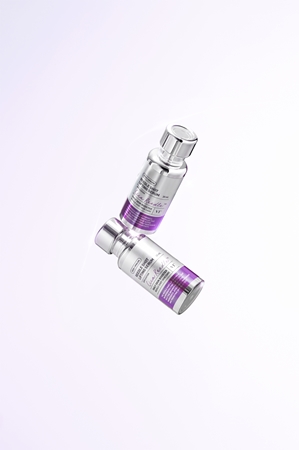VT Cosmetics Reedle Shot Lifting Serum Intensive Lifting Serum with moisturising effect