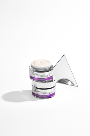 VT Cosmetics Reedle Shot Lifting Cream Intensive Lifting Cream with regenerative effect