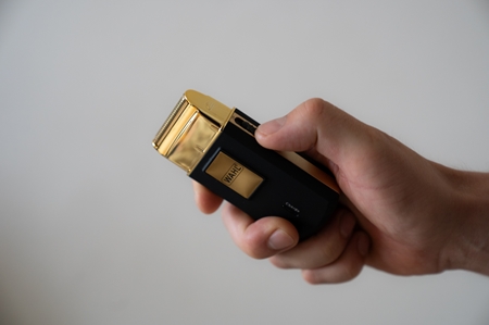Wahl Travel Shaver Gold Edition maquinilla de afeitar de viaje para la barba