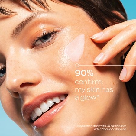 Weleda UV Glow Fluid Skin Fluid with a brightening effect