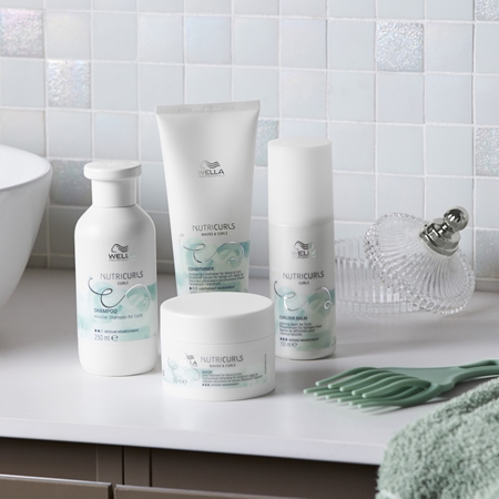 Wella Professionals Nutricurls Waves & Curls uhlazující maska pro vlnité a kudrnaté vlasy