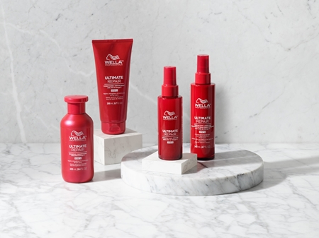 Wella Professionals Ultimate Repair Protective Leave-In hővédő szérum spray -ben