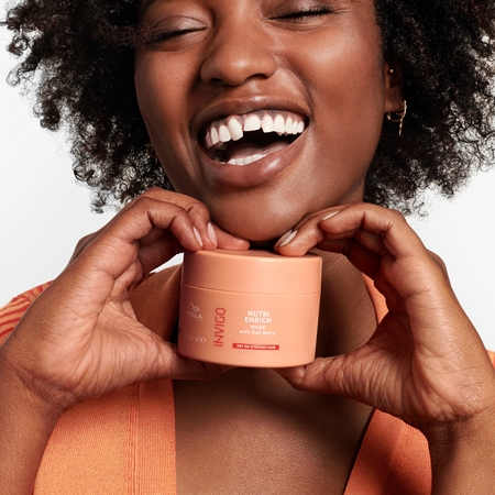 Wella Professionals Invigo Nutri-Enrich Djupt närande mask För torrt hår