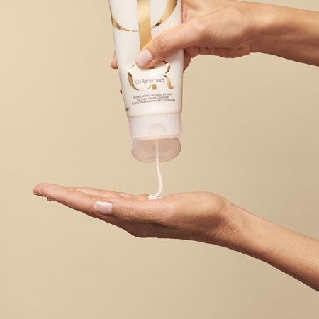 Wella Professionals Oil Reflections uhlazující kondicionér pro lesk a hebkost vlasů