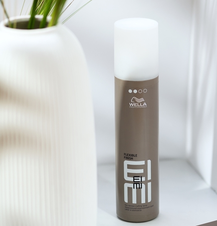 Wella Professionals Eimi Flexible Finish forming spray for flexible hold