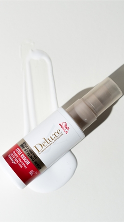 Wella Deluxe Style & Restore regeneráló szérum a haj megerősítésére