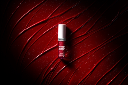 Wet n Wild Mega Glitter ματ υγρό κραγιόν με στρας