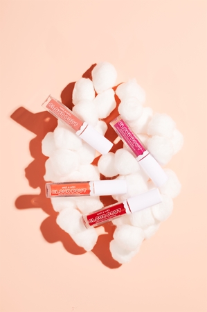 Wet n Wild Cloud Pout Marshmallow Lip Mousse рідка помада