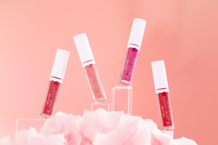 Wet n Wild Cloud Pout Marshmallow Lip Mousse рідка помада