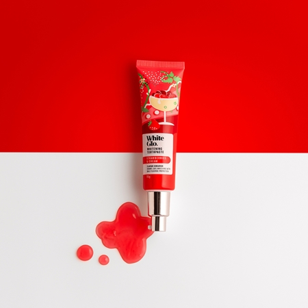 White Glo Whitening Toothpaste Strawberries and Cream zubná pasta