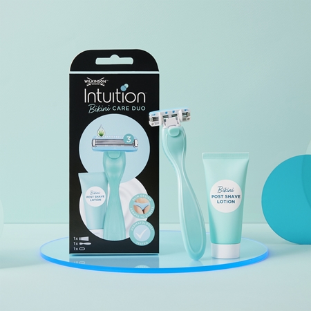 Wilkinson Sword Intuition Bikini Care sada na holení pro ženy