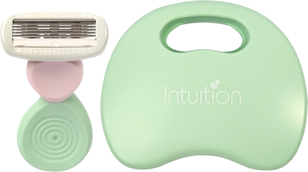 Wilkinson Sword Intuition Complete cestovní holicí strojek s pouzdrem