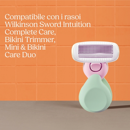 Wilkinson Sword Intuition Complete Mini rasoio da viaggio con astuccio