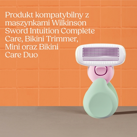 Wilkinson Sword Intuition Complete Mini podróżna maszynka do golenia z futerałem