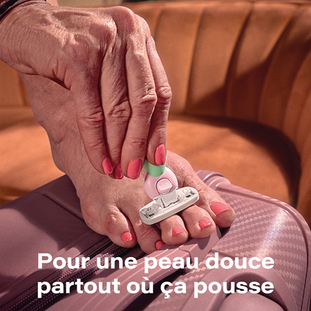 Wilkinson Sword Intuition Complete Mini rasoir de voyage avec étui