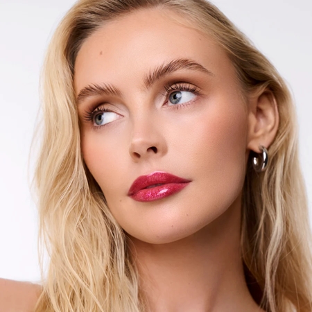 WONDERSKIN Wonder Blading Top Gloss Lip Gloss with glitter