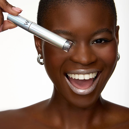 WONDERSKIN Wonder Blading Top Gloss Lip Gloss with glitter