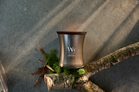 Woodwick Precious Metals Melanite Mist scented candle
