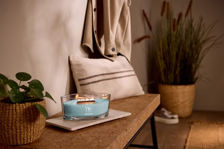Woodwick Cedarwood & Ocean Moss αρωματικό κερί με ξύλινο φιτίλι