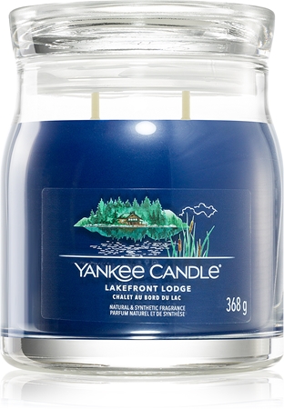 Yankee Candle Lakefront Lodge scented candle Signature
